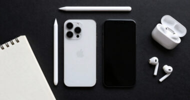 13 Best Premium Devices for Designers in 2026